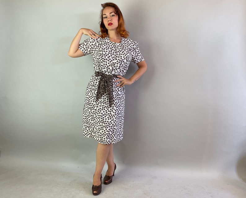 1930s Darling Dottie Day Dress Vintage 30s White & Dark Brown Rayon Floral Party Shirtwaist Frock with Sash Belt Extra Large XL Volup image 8