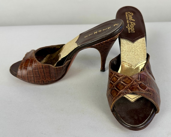 1950s Sultry Springolator Pumps | Vintage 50s Brown Alligator Leather Open Toe High Stiletto Heel Pinup Shoes with Gold Elastic | Size 5 US