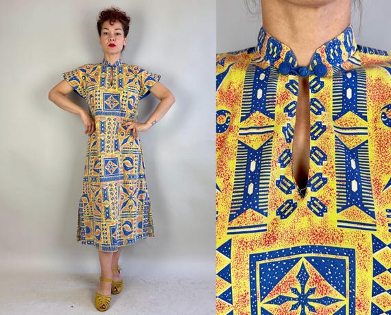 1950s Tropical Tea Timer Dress | Vintage 50s Yellow Blue and Red Abstract Tiki Print Cotton Hawaiian Frock with Keyhole Neck | Medium Large