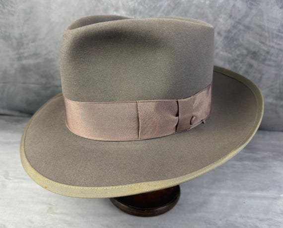1940s Lavender Lad Fedora | Vintage 40s Cool Grey Wool Felt Hat with Light Purple Silk Grosgrain Ribbon Band Bow & Gray Trim | Size 7 Medium