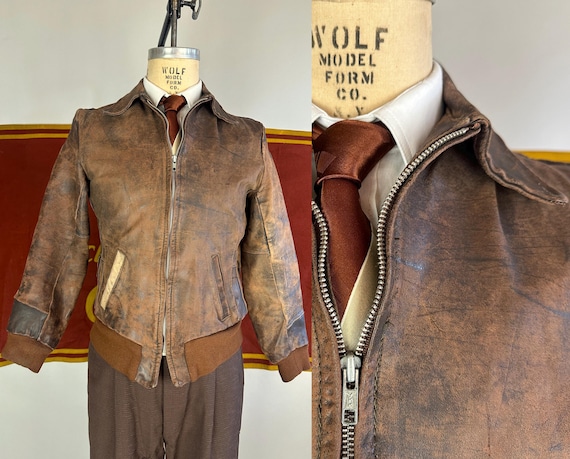 1940s Flying High A-2 Leather Jacket | Vintage 40s Mottled Dark & Light Brown Short Bomber Flight Aviator Coat w/Knit Accents | Small/Medium