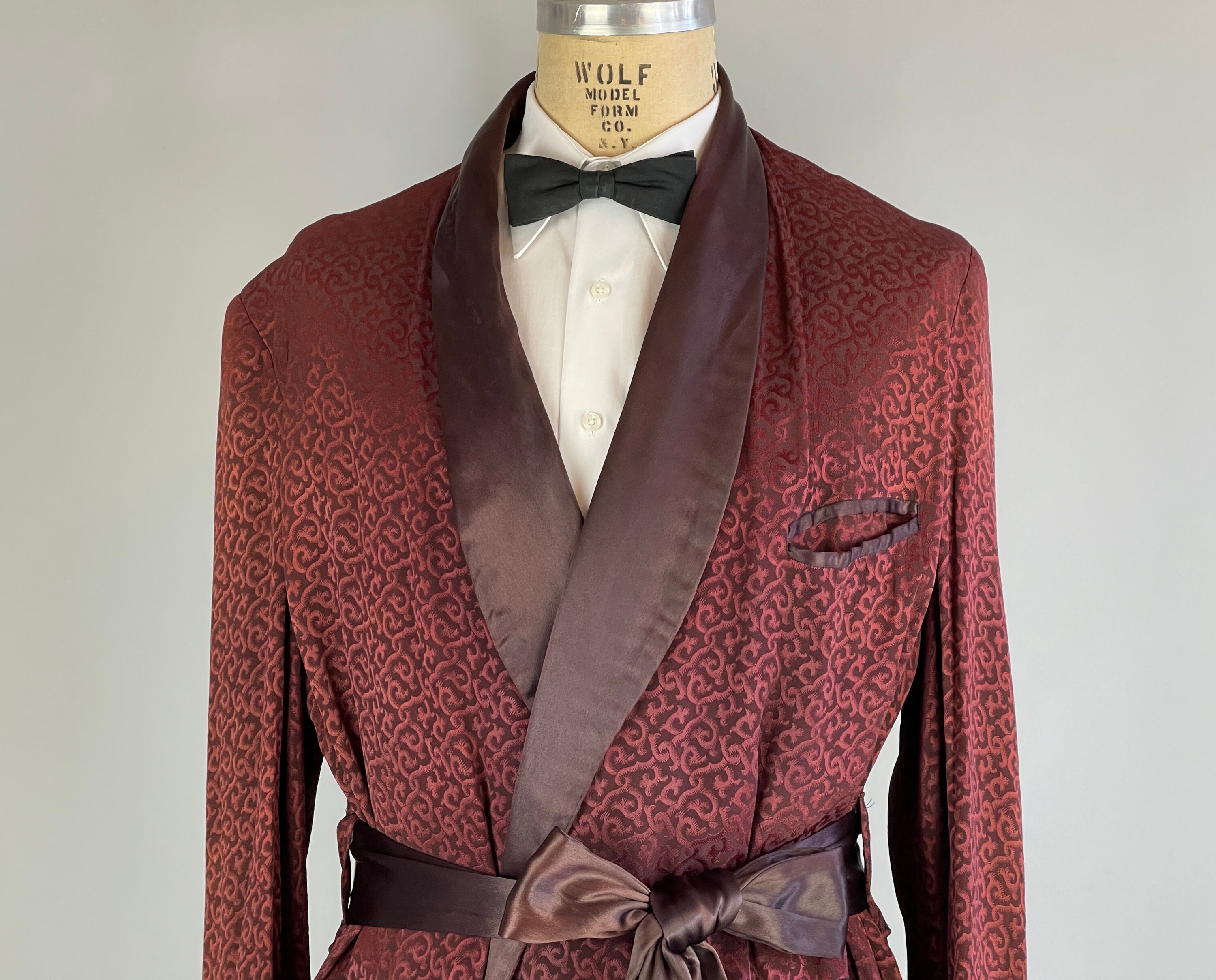 1940s Gilded Age Dressing Robe | Vintage 40s Amber Swirls Over Cinnamon ...