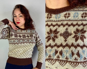1940s Snow Bunny Sweater | Vintage 40s Brown Blue & White Wool Winter Holiday "Jantzen" Knit Jumper with Stylized Snowflakes | Medium Large