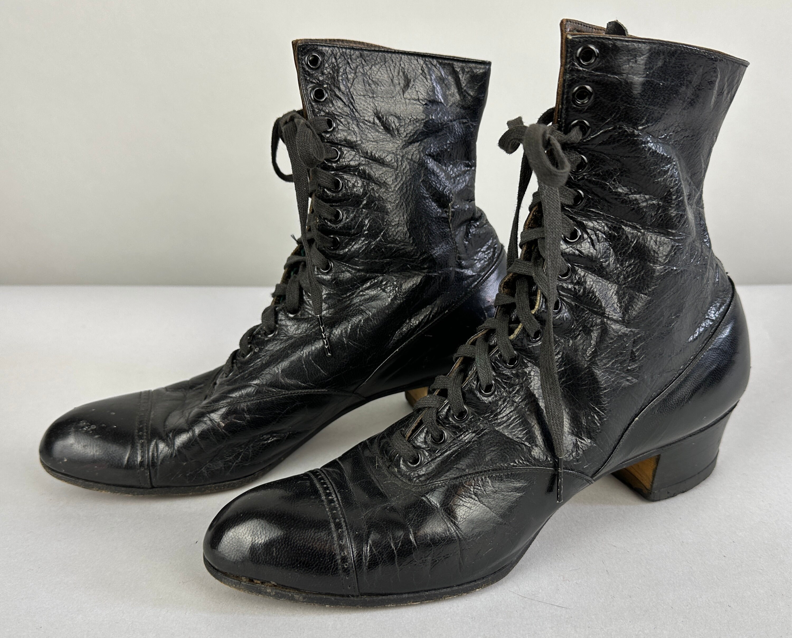 1800s Mourning Maiden Shoes | Vintage Antique Victorian 1800s Mourning Maiden Shoes | Vintage Antique Victorian