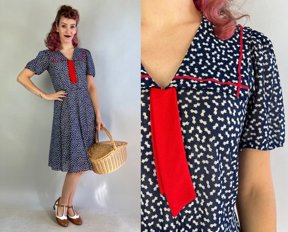 1970s Does 30s Independence Day Donna Dress | Vintage 70s Red White and Blue Bows Print Frock with Puff Sleeves & Sailor Collar | Medium