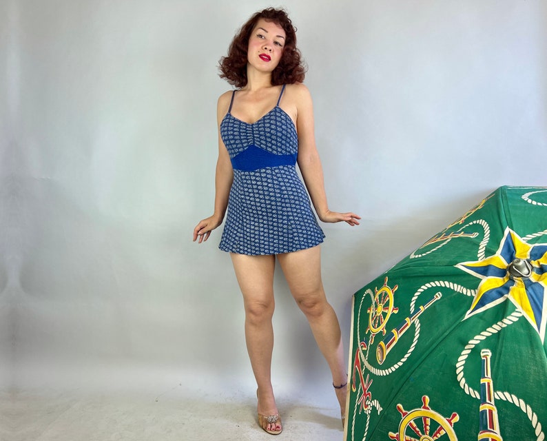 1930s Cathy's Cartwheel Bathing Suit Vintage 30s Blue & White Pinwheel Pattern Cotton Rayon Knit One Piece Skirted Swimsuit Small Medium image 6