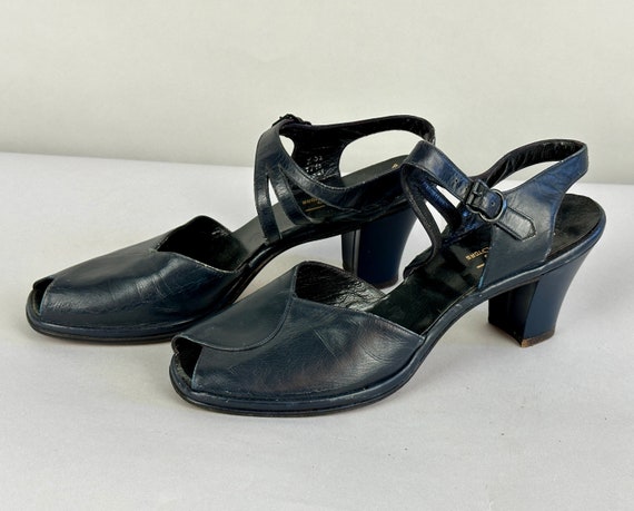 1940s Never Blue in Navy Shoes | Vintage 40s Dark Blue Leather Ankle Strap Peeptoe High Heel Pumps by “Bullock's” | Size US 8