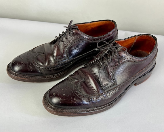 1940s Debonair Red Wing Shoes | Vintage 40s Oxblood Red Black Leather Gunboat Wingtip Oxfords with Heavy Broguing | Size 8.5 8&1/2