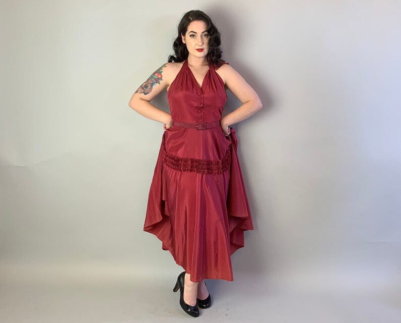 Medium Vintage 40s Merlot Rayon Taffeta Cocktail Party Frock wHalter Neck Bow /& Belt by Goth\u00e9 1940s Intoxicating Isabel Designer Dress