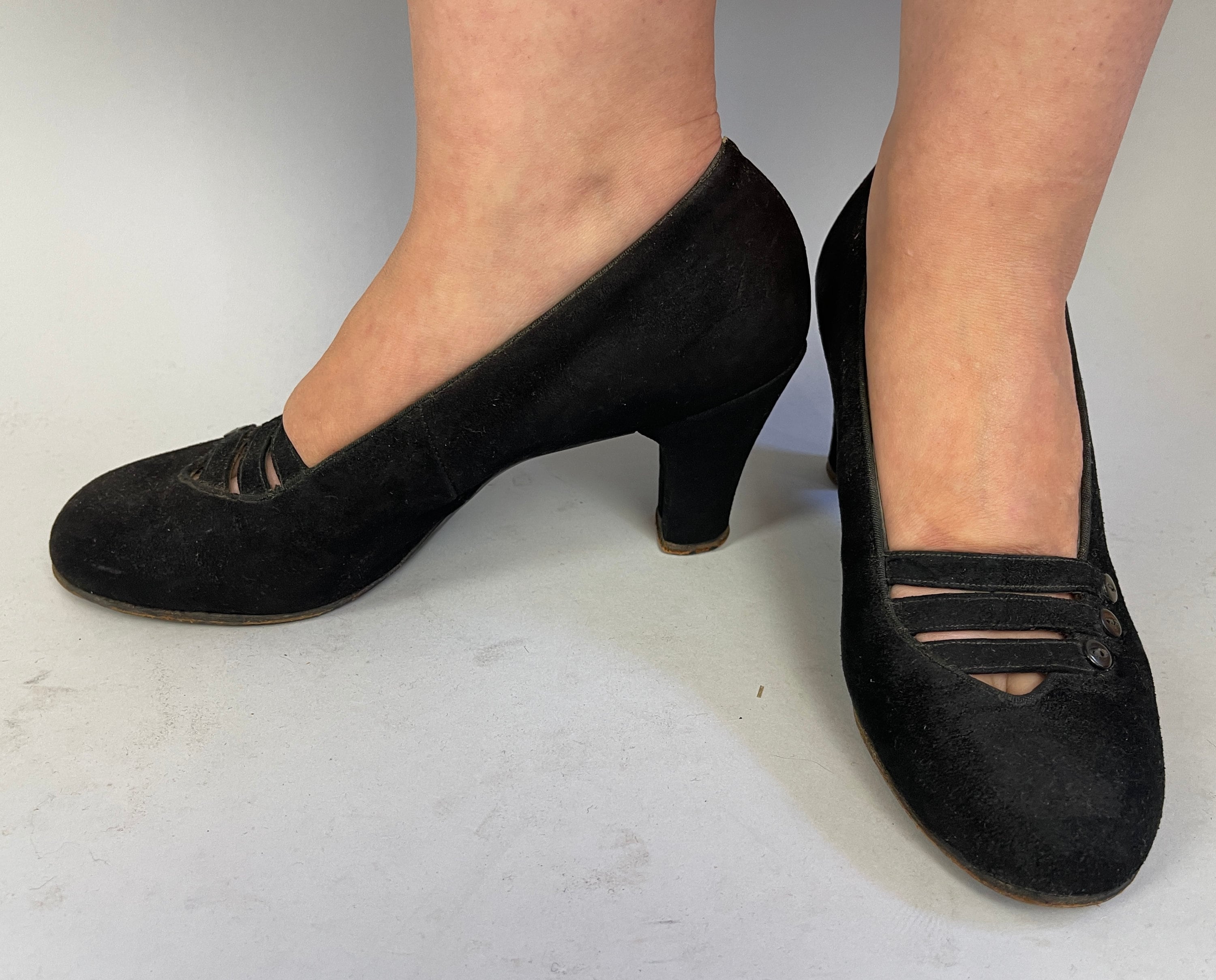 vintage style pumps