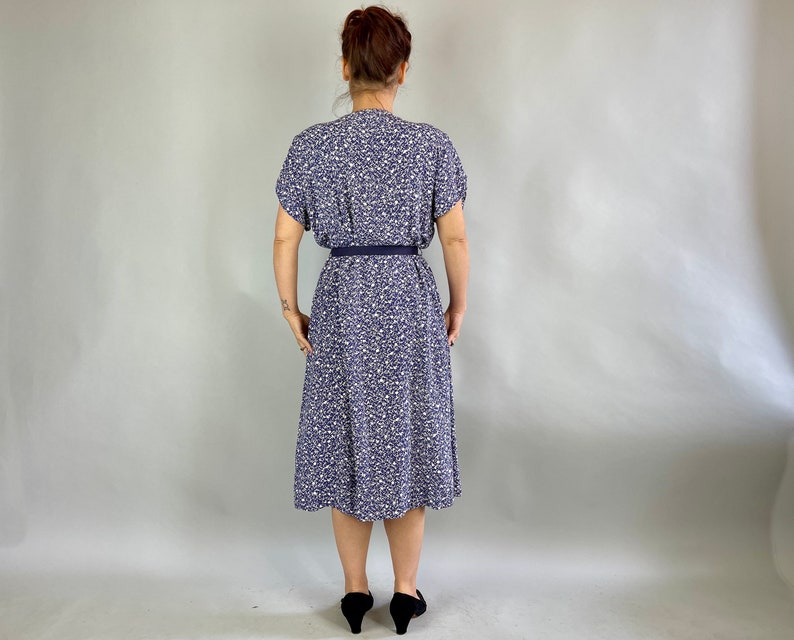 1940s Sassy Splatter Dress Vintage 40s Indigo Blue and White Rayon Shirtwaist Frock with Scalloped Edges and Pocket Volup Extra Large XL