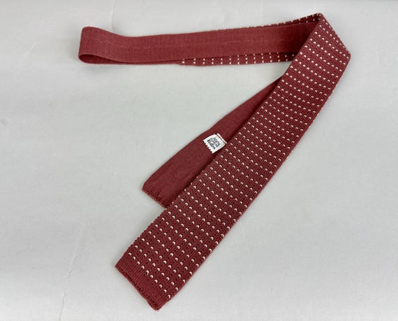 1950s Teddy Bear's Sunday Best Necktie | Vintage 50s Mauve Pink with White Fleck Pattern Durene Cotton Knit Self Tie Cravat