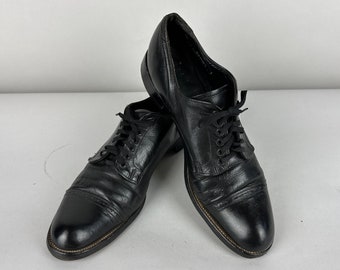 1950s Masterful Mister Mens Shoes | Vintage 50s Black Leather Brogue Cap Toe Lace Up Oxfords from “Stacy Adams” | Size 10