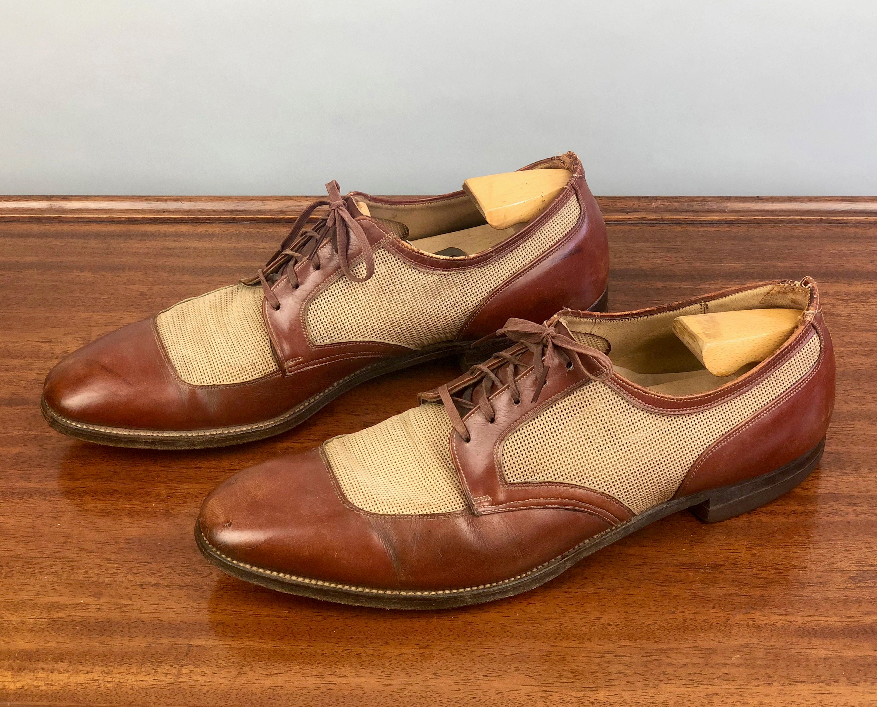 Emily's Vintage Visions: A Pair of 1940s Shoes