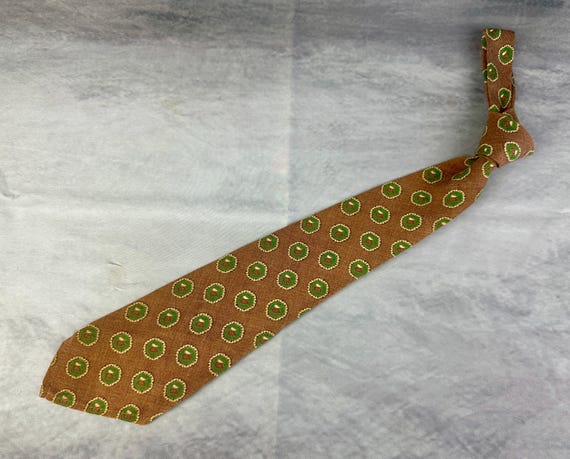1930s Able Like an Amoeba Necktie | Vintage 30s Cedar Brown Green Red and Cream Wool Self Tie Cravat with Teardrop Cell Circles