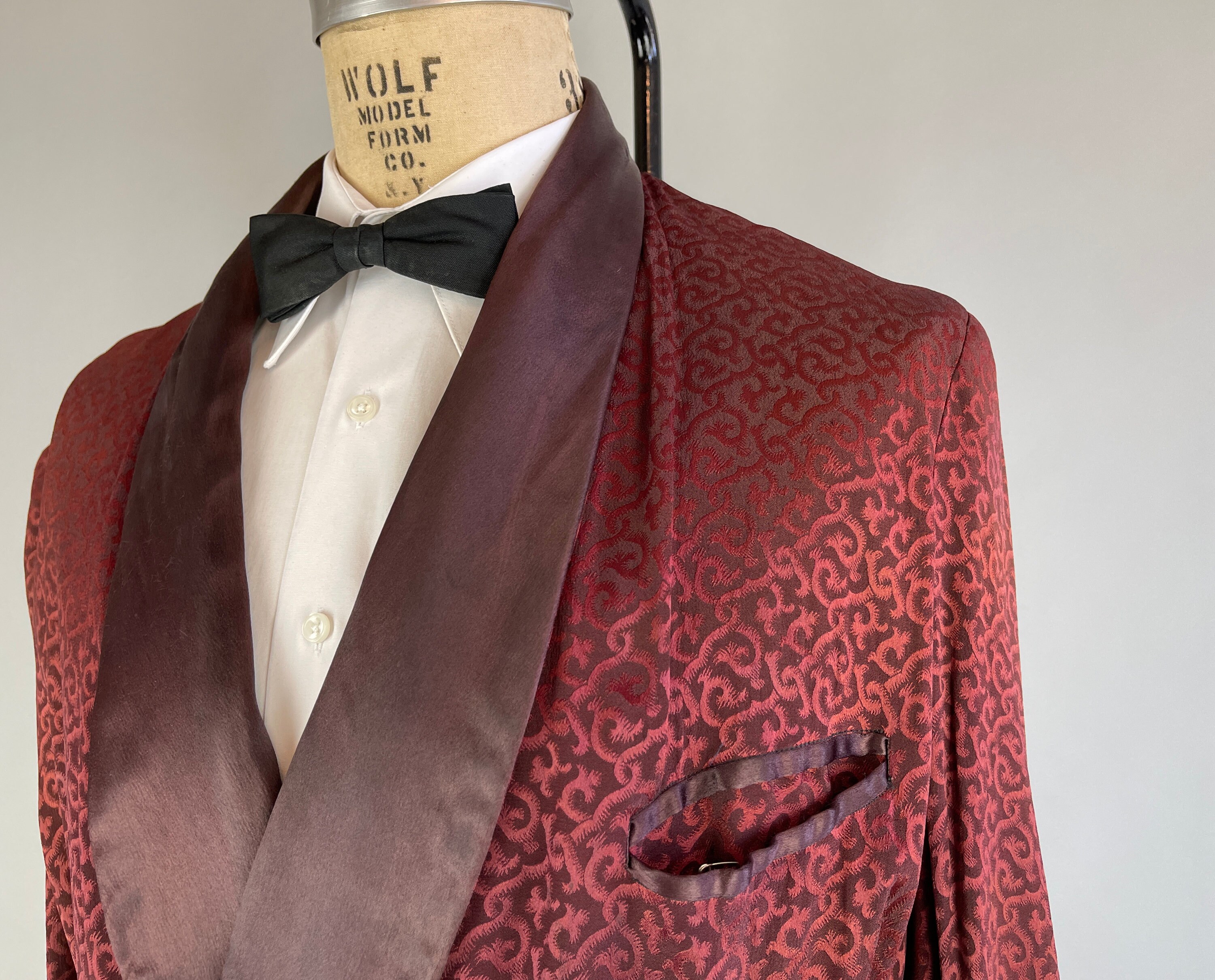 1940s Gilded Age Dressing Robe Vintage 40s Amber Swirls Over Cinnamon