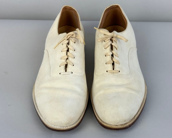 1930s Lawn Party Lindy Shoes | Vintage 30s Snow White Suede Lace-up Oxfords Dress Bucks with Leather Soles and Original Laces | Size 9 US