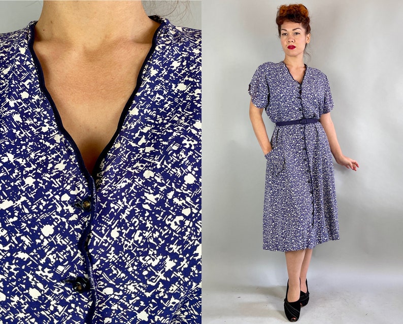 1940s Sassy Splatter Dress Vintage 40s Indigo Blue and White Rayon Shirtwaist Frock with Scalloped Edges and Pocket Volup Extra Large XL