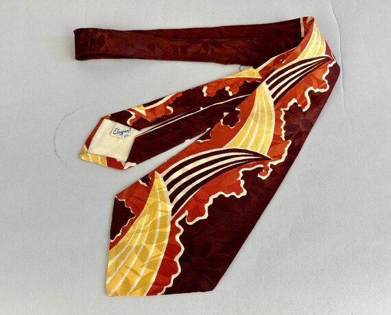 1940s Crashing Waves Necktie | Vintage 40s Silk Brocade Wide Self Tie in Hollywood Sunset Shades of Brown, Rust and Yellow Rippling Water