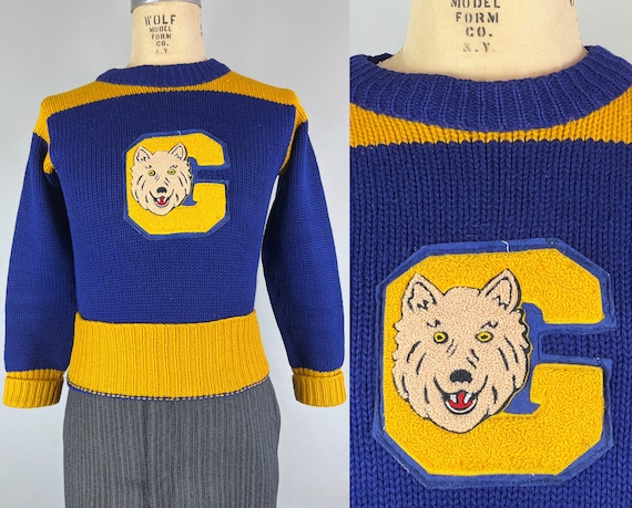 1930s 'C' For Color Block Sweater | Vintage 30s Two Tone Blue and Yellow Wool School Collegiate Pullover Jumper w/ Wolf Patch | Medium/Large