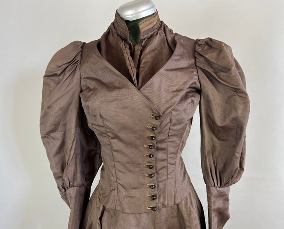 1800s Milady's Mutton Sleeves Ensemble | Antique … - image 7