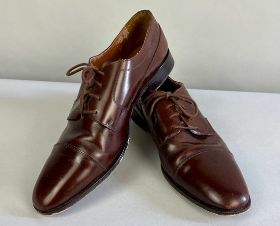 1960s Classic Captoe Shoes | Vintage 60s Leather Mahogany Brown Oxfords by 'Brios'  | Size US 12