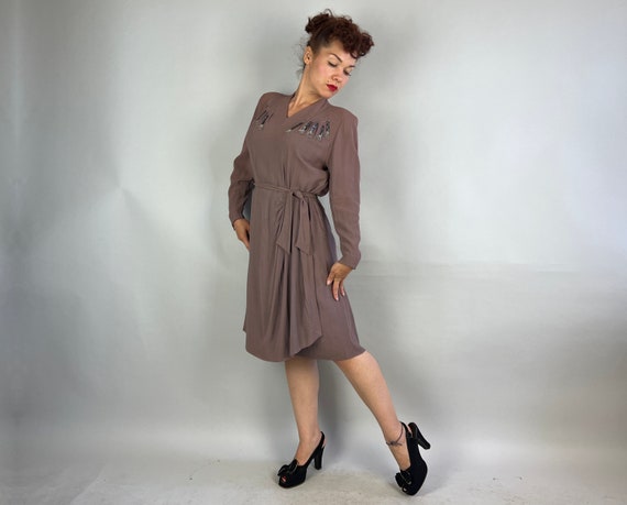 1940s Flashy Feathers Frock | Vintage 40s Taupe R… - image 6