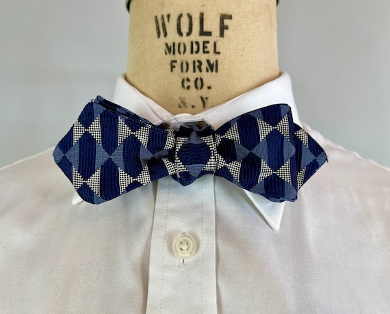 1930s Style Blue Brocade Bowtie | Navy & Denim w/ White Dots Diamond Pattern Silk Jacquard Adjustable Size Batwing Diamond Tip Self Bow Tie