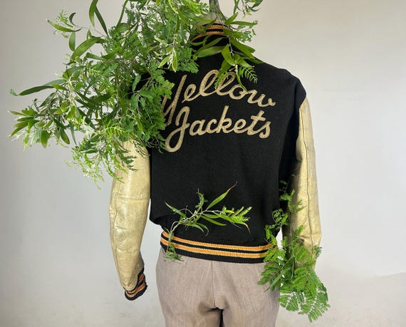 Gents Large - OverAttired Vintage Fashion Gents Large - OverAttired Vintage Fashion