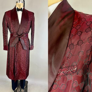 1940s Linked by Love Smoking Jacket | Vintage 40s Deadstock NWT Plum Purple Red & Black Rayon Taffeta Brocade Robe Lounge Jacket | Medium