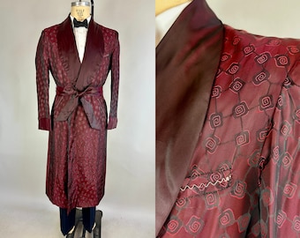 1940s Linked by Love Smoking Jacket | Vintage 40s Deadstock NWT Plum Purple Red & Black Rayon Taffeta Brocade Robe Lounge Jacket | Medium