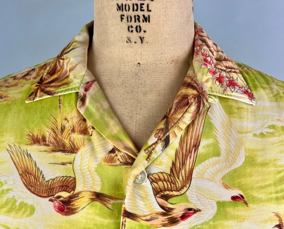 1950s Birds of Paradise Shirt | Vintage 50s Rayon… - image 3