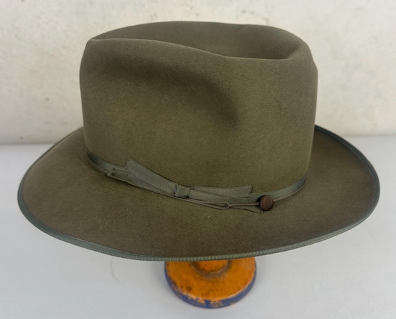 1940s Evergreen Fog Fedora | Vintage 40s Gray Open Road Hat with Green-Grey Silk Grosgrain Ribbon Band Bow | Size 6&3/4 6.75 Small