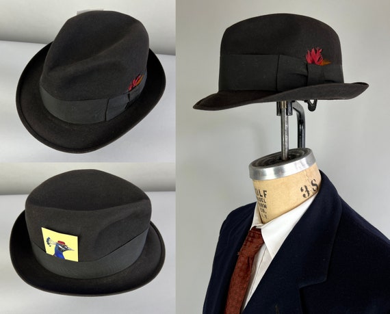 1950s Man in Black Fedora | Vintage 50s Jet Beaver Felt Rolled Snap Brim Hat w/ Grosgrain Silk Band and Red Feathers | Size 7.25 7&1/4 Large