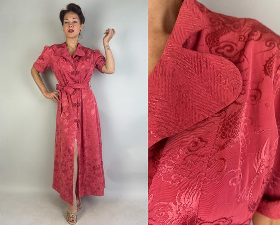 1930s Dragon Lady's Den Dressing Gown | Vintage 30s Hot Pink Chinese Draco Silk Brocade Lounge Robe with Puff Sleeves | Large Extra Large XL
