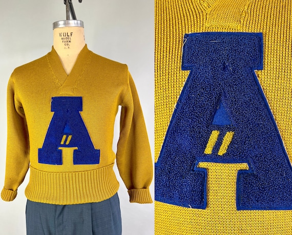 1940s 'A' For Effort Sweater | Vintage 40s 2-Tone Wool School Collegiate Pullover Jumper in Goldenrod Yellow with Royal Blue Patch | Medium