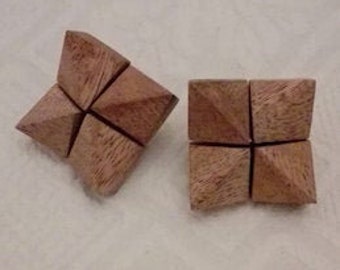 Wonderful square ear clips by Gerda Lynggaard - MONIES Denmark