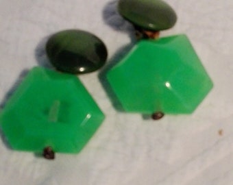 Extraordinary green ear clips from the "Chuncky Collection" series