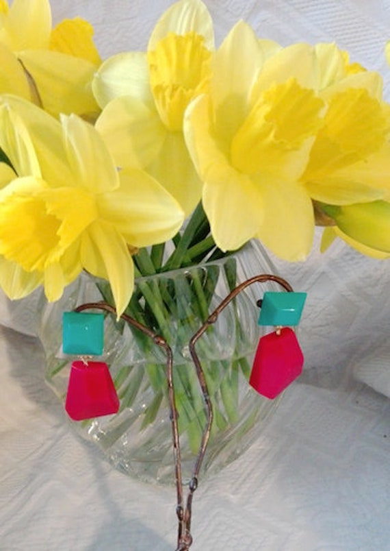 Turquoise/tomato-red plastic ear clips by Marion … - image 2