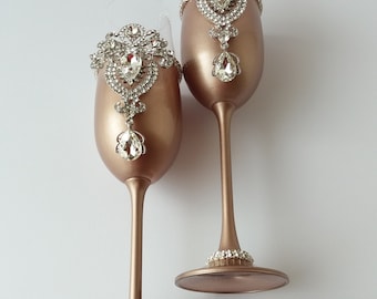 Wedding  glasses. Rhinestone champagne flutes.Swarovski crystals set of 2
