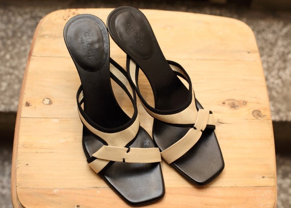 gucci vintage sandals