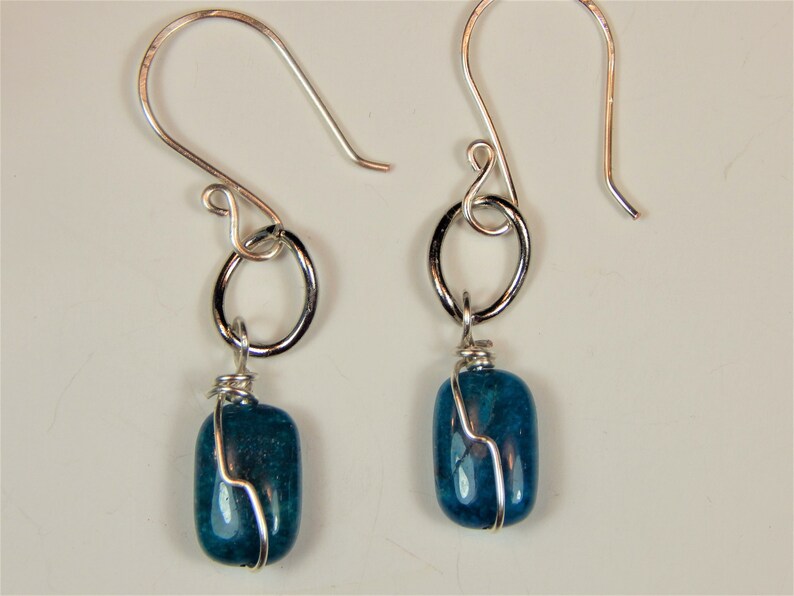 Blue Apatite Square Lariat Necklace with Tassel N95