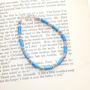 Bracelet in Blue Czech Glass Beads (B148)