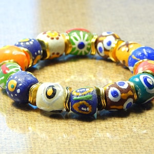 Multi Color African Beaded Bracelet (B204)