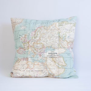 Capa de almofada com mapa mundial, capa de almofada atlas, capa de almofada, travesseiro desejo de viajar, presente de casamento, presente para ela, tamanhos diferentes