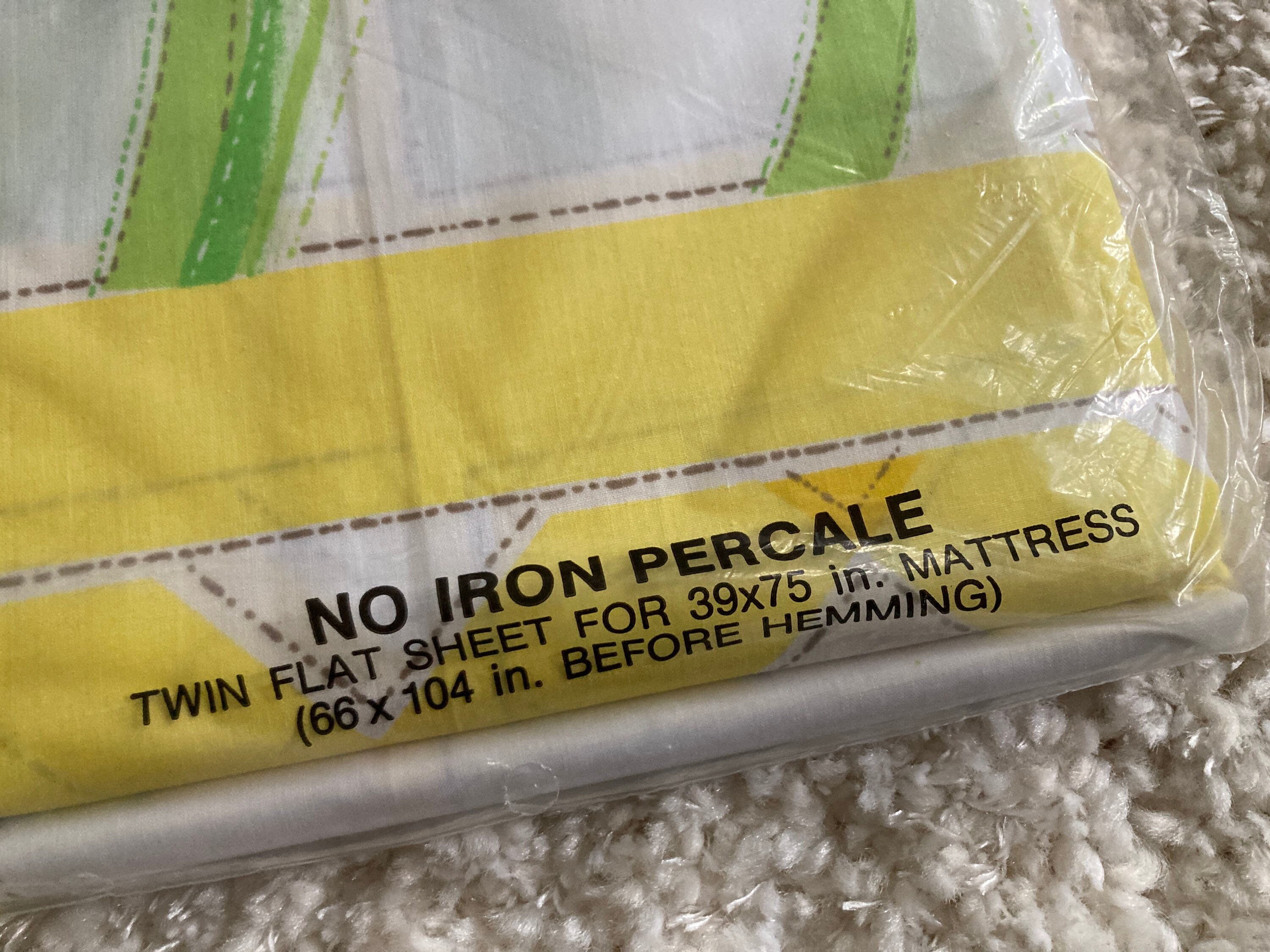 Vintage JP Stevens Utica Yellow White Gingham 50/50 Twin Size Flat