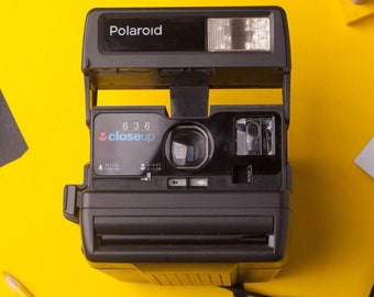 Polaroid One Step Close Up 636 Vintage Instant Camera - Fully Tested and Perfectly Working