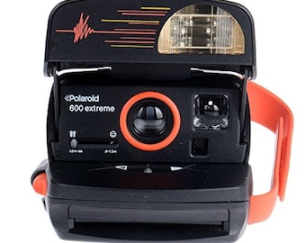 Custom camera, polaroid 600, polaroid camera round 600 red, vintage camera, instant camera, polaroid camera, vintage polaroid