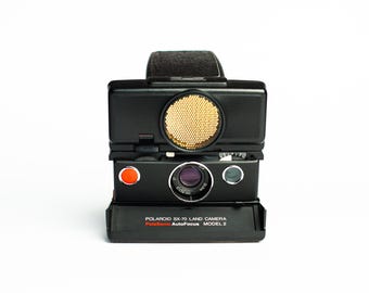 Refurbished Polaroid SX-70 Land Camera, Polasonic AF Model 2, Vintage Instant Film Camera, Autofocus SLR