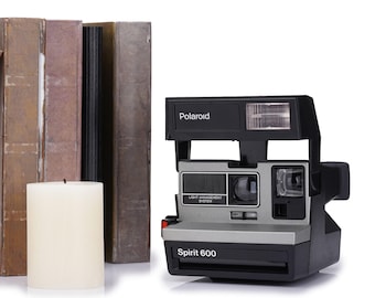 Custom camera, vintage polaroid spirit 600 grey silver instant camera - retro 600 film camera with built-in flash, fixed focus lens